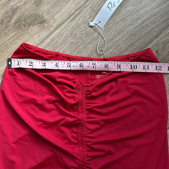 Ivy Cover Up in Fire Red - Picture 11 of 11